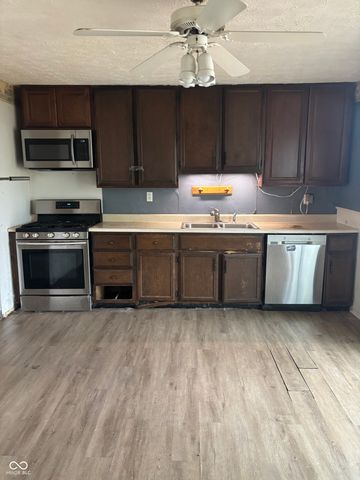 412 Fairlane Drive, Crawfordsville, IN 47933