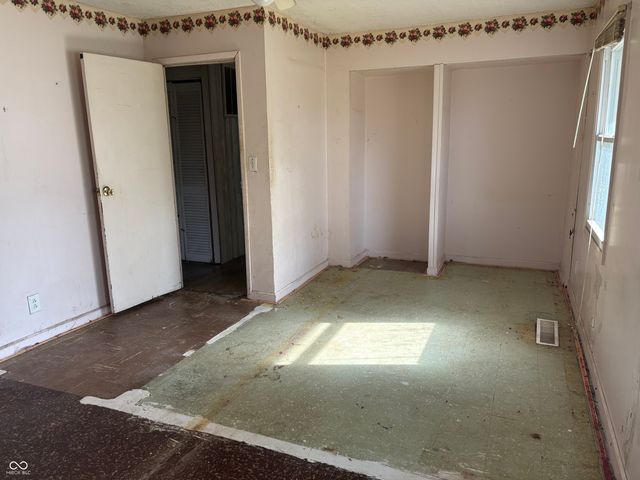 412 Fairlane Drive, Crawfordsville, IN 47933