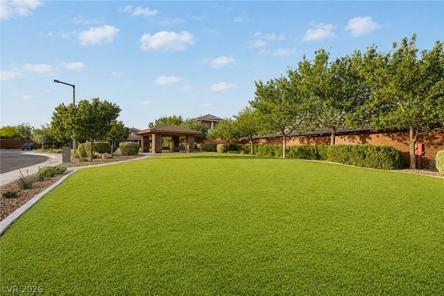 10313 Aragon Crown Road, Las Vegas, NV 89135