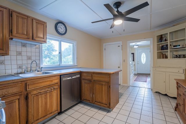 190 N. Main Street, Sharon, MA 02067