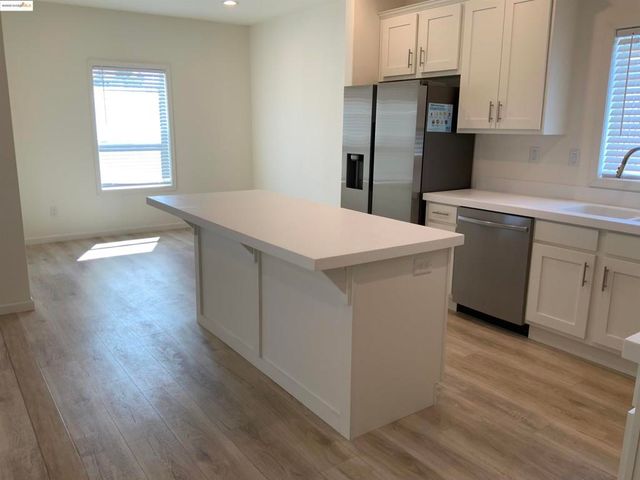 46 Palm Dr., Pittsburg, CA 94565