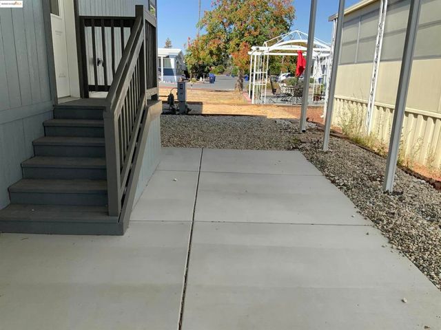 46 Palm Dr., Pittsburg, CA 94565