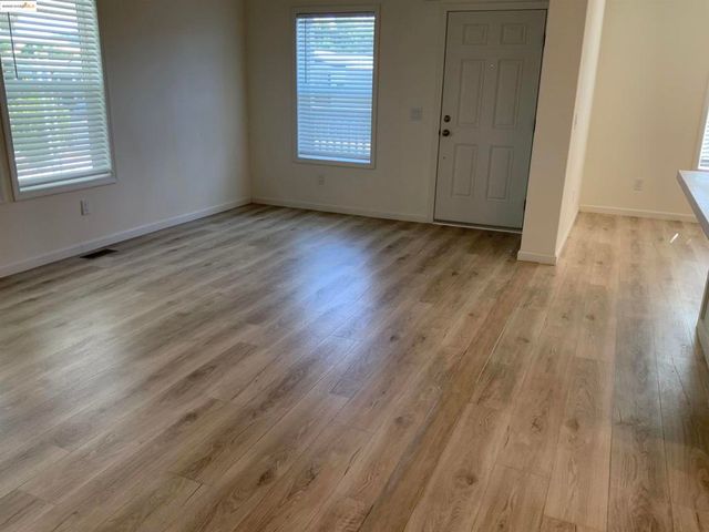 46 Palm Dr., Pittsburg, CA 94565