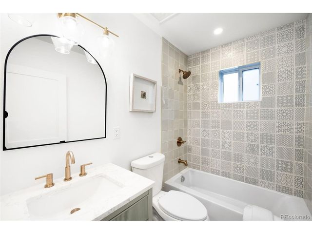 2835 Cherry St, Denver, CO 80207