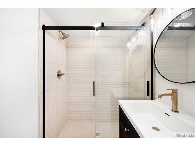 2835 Cherry St, Denver, CO 80207