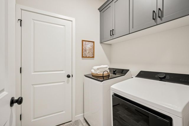 19124 Cloverleaf Way, Farmington, MN 55024