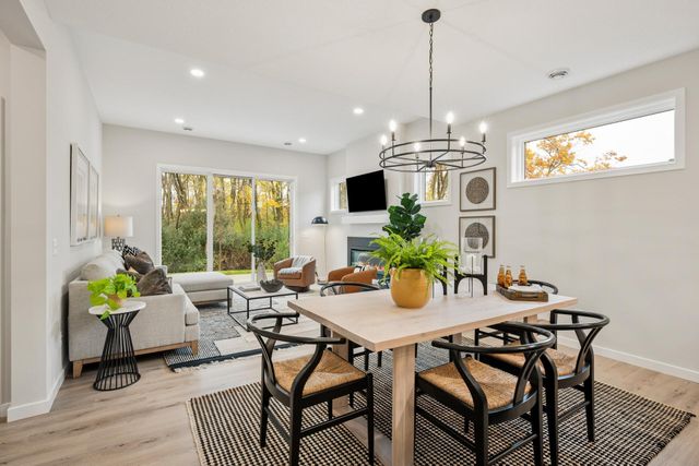 19124 Cloverleaf Way, Farmington, MN 55024