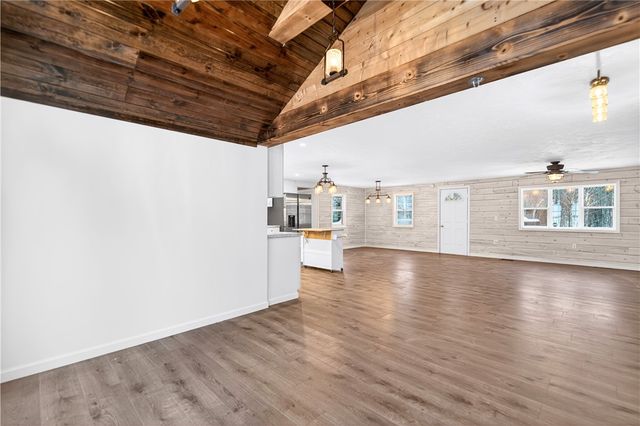 123 Pritts Distillery Rd, Saltlick Twp, PA 15622