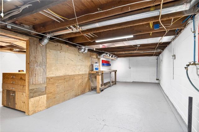 123 Pritts Distillery Rd, Saltlick Twp, PA 15622