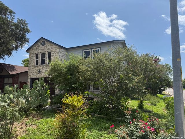 7702 Chatsworth, San Antonio, TX 78250