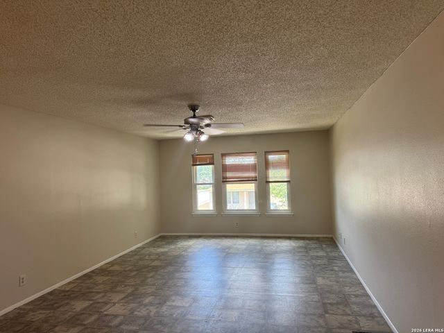 7702 Chatsworth, San Antonio, TX 78250