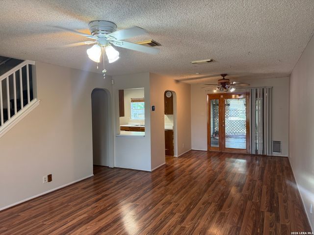 7702 Chatsworth, San Antonio, TX 78250