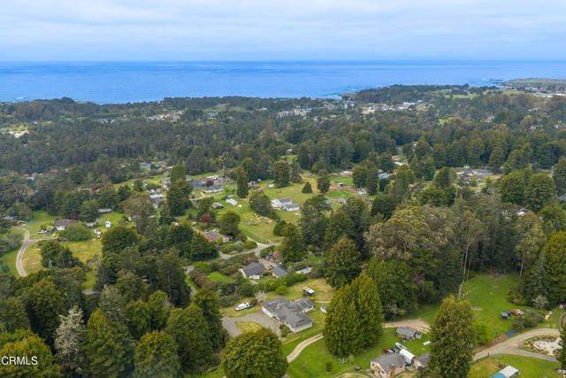 32350 Ellison Way, Fort Bragg, CA 95437