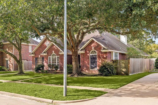 23111 Winding Knoll Drive, Katy, TX 77494