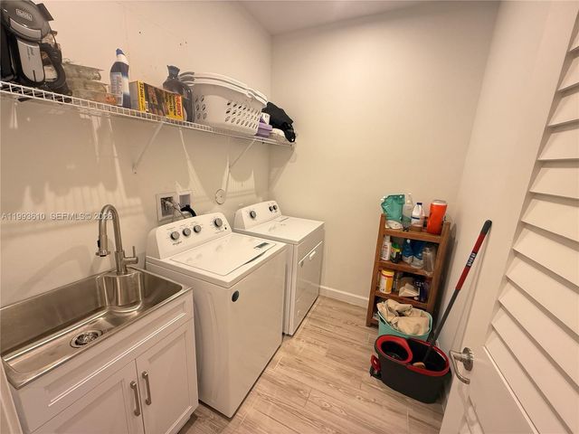 10503 SW Orana Dr, Port St. Lucie, FL 34987