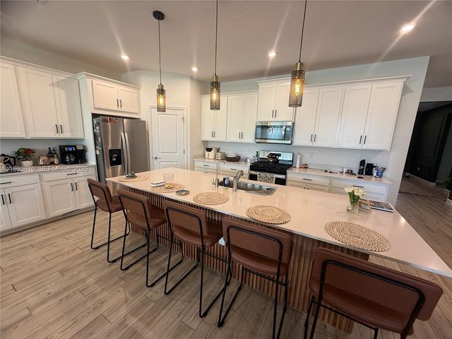 10503 SW Orana Dr, Port St. Lucie, FL 34987