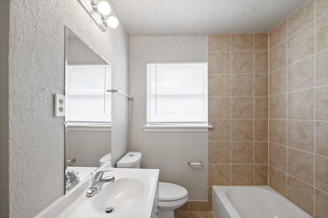8410 Bob White Drive, Houston, TX 77074