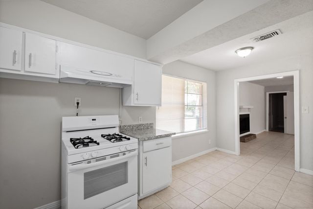 8410 Bob White Drive, Houston, TX 77074