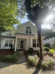 6211 Wrightsville Avenue Apt 142, Wilmington, NC 28403