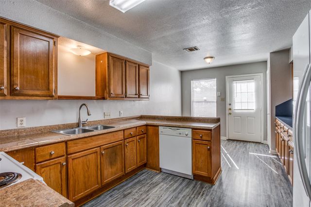 106 Verna SPUR B, Georgetown, TX 78628