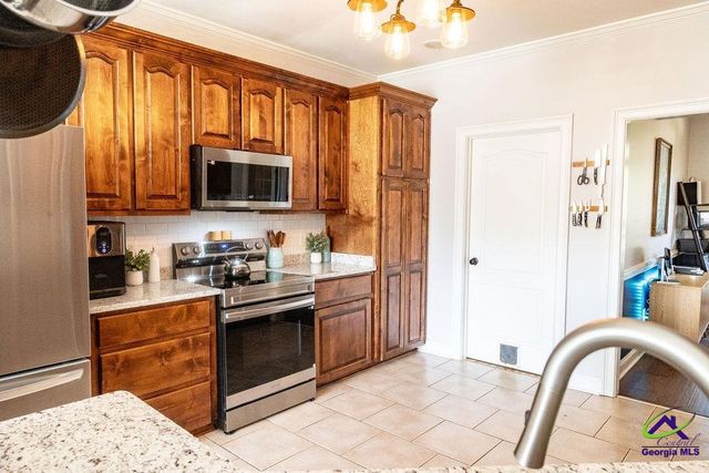 304 Victoria Circle, Warner Robins, GA 31088