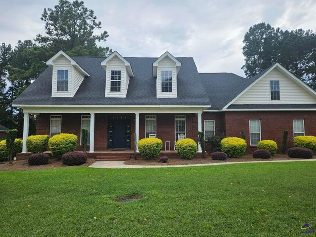 304 Victoria Circle, Warner Robins, GA 31088