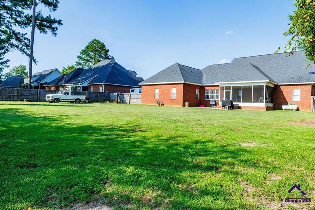 304 Victoria Circle, Warner Robins, GA 31088