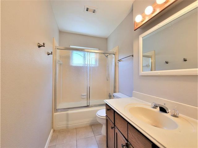 2303 Oboe Trail, League City, TX 77573