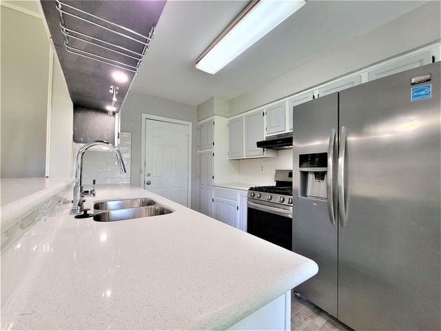 2303 Oboe Trail, League City, TX 77573