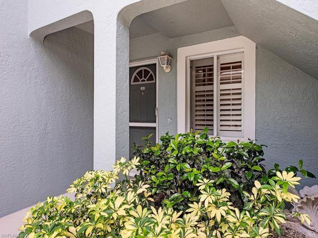 865 New Waterford DR S101, Naples, FL 34104