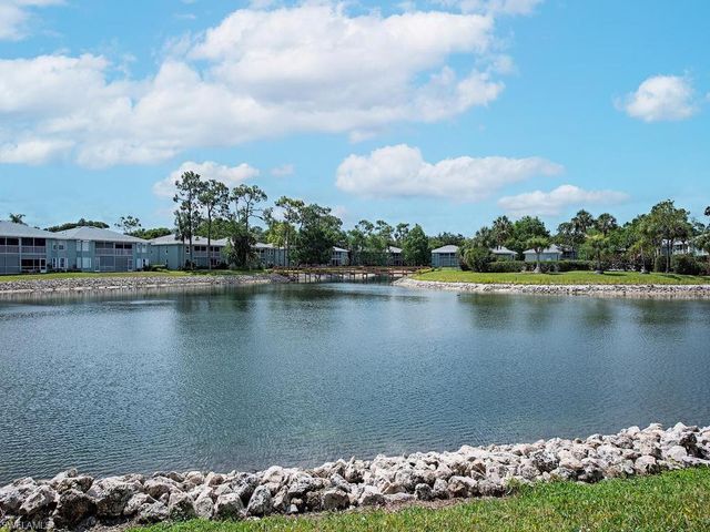 865 New Waterford DR S101, Naples, FL 34104