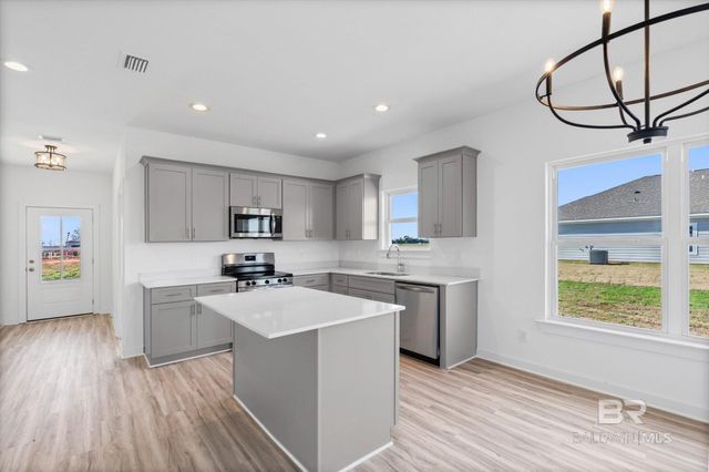 21555 Tawny Loop, Robertsdale, AL 36567