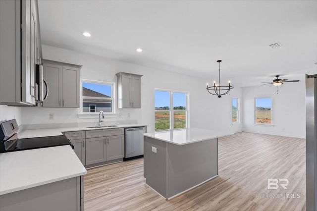 21555 Tawny Loop, Robertsdale, AL 36567