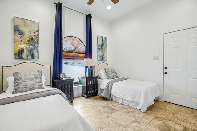 5005 McIntyre CIR, Austin, TX 78734