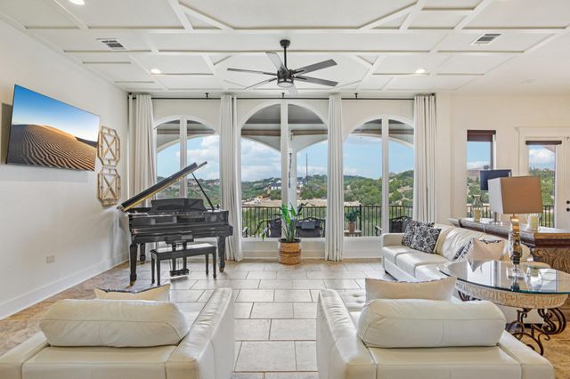 5005 McIntyre CIR, Austin, TX 78734