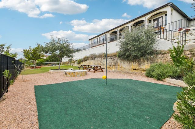 5005 McIntyre CIR, Austin, TX 78734