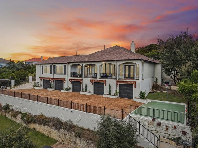 5005 McIntyre CIR, Austin, TX 78734