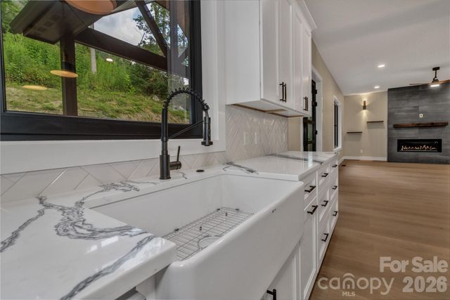 63 Winding Ridge Road, Fairview, NC 28730