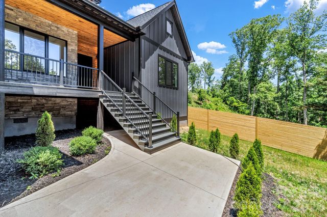 63 Winding Ridge Road, Fairview, NC 28730