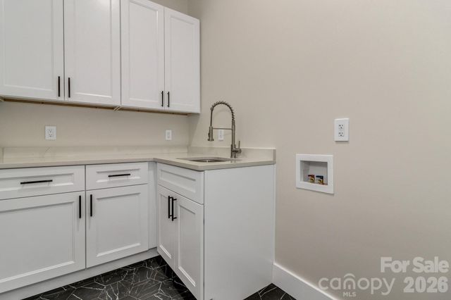 63 Winding Ridge Road, Fairview, NC 28730
