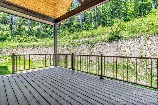 63 Winding Ridge Road, Fairview, NC 28730