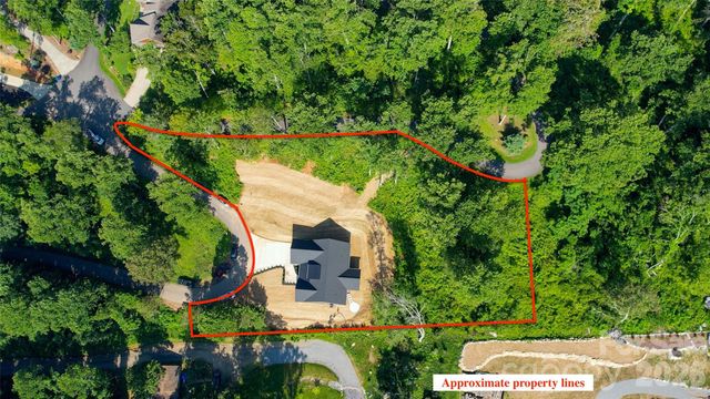 63 Winding Ridge Road, Fairview, NC 28730
