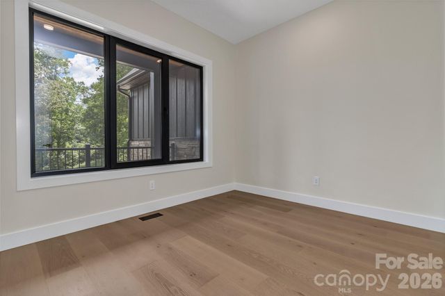 63 Winding Ridge Road, Fairview, NC 28730