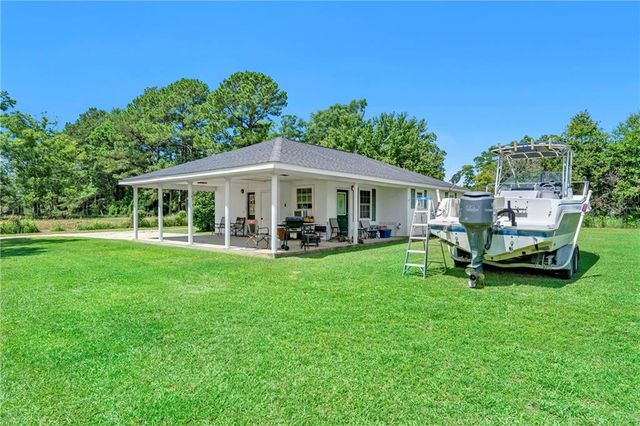 12249 Lloyd Road, Irvington, AL 36544