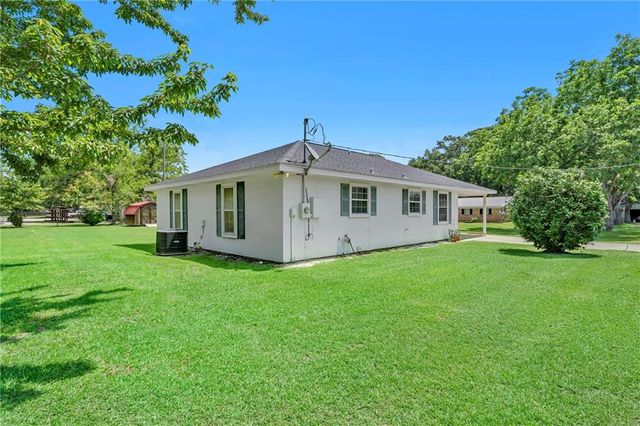 12249 Lloyd Road, Irvington, AL 36544