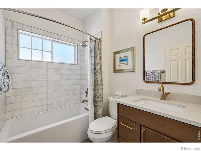 2105 Springs Place, Longmont, CO 80504