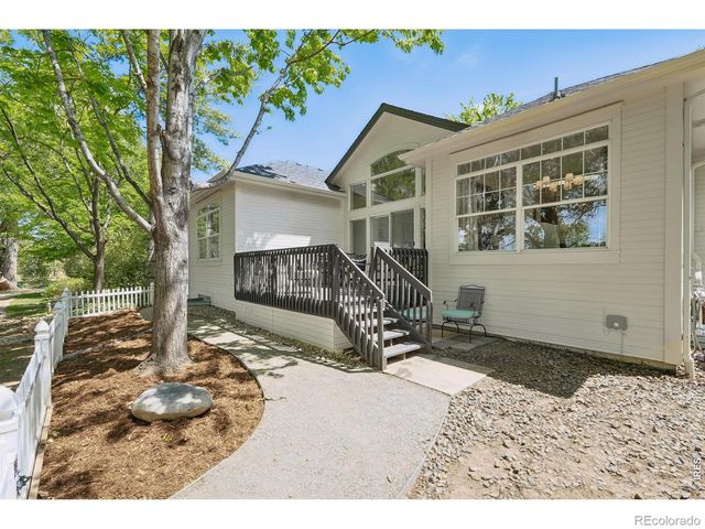 2105 Springs Place, Longmont, CO 80504