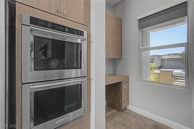 9868 Gemstone Sunset Avenue, Las Vegas, NV 89148