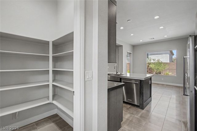 9868 Gemstone Sunset Avenue, Las Vegas, NV 89148
