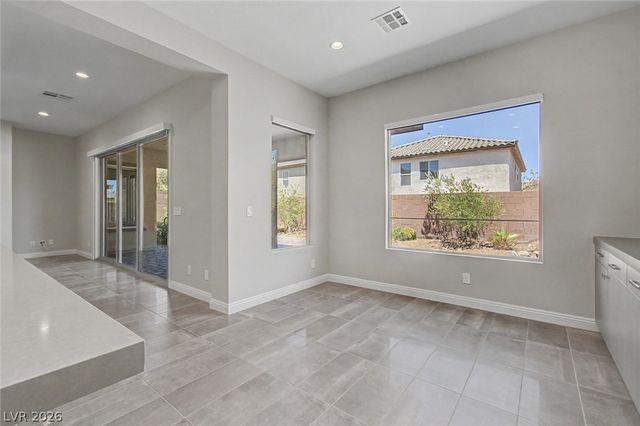 9868 Gemstone Sunset Avenue, Las Vegas, NV 89148